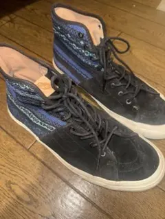 Item thumbnail for item 4a16f762-4d90-4fec-bb51-bd6886abfc40