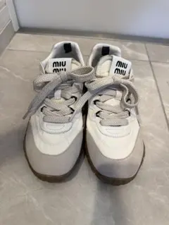 Item thumbnail for item ee52b78e-1de2-4ab6-a83e-1989263ddde5