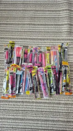 蛍光ペン マーカー まとめ売り 多数のサムネイル
