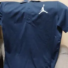 ゴルフ　JORDANポロシャツ ネイビー XS DRI-FIT　身幅45のサムネイル
