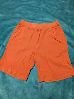 ユニクロ　ショートパンツ　130〜140cm