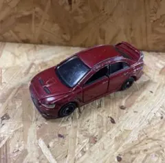 トミカ　三菱ランサーエボリューションX ミニカー　202445