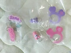 TWICE LOVELYS アクリルカラビナフロッキーマスコット サナ モモ