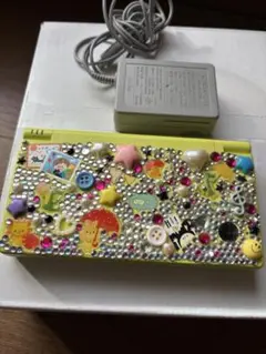 ニンテンドーDSi ライムグリーン 本体 充電器付き デコあり