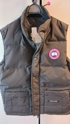 Canada Goose ブラック ダウンベスト M