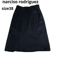 narciso rodriguez ブラック タイトスカート 膝丈 シンプルのサムネイル