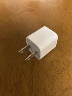 ACアダプター　Apple純正品　iPhone 付属　type A