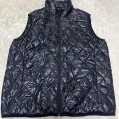 UNIQLO ユニクロ　ダウンベスト　ブラック　黒　XL 大きいサイズ　メンズのサムネイル