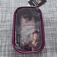 新品！トイストーリー キャリーポーチ　カラビナ付　ピクサー　ミニポーチ　ウッディのサムネイル