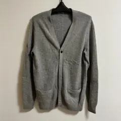 UNIQLO ユニクロ　メンズ グレー Vネック カーディガンのサムネイル