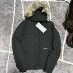 【美品・人気】CANADA GOOSE ラッセル/黒/Mサイズ/ダウンジャケット