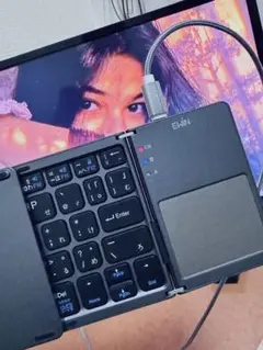 折りたたみ式 Bluetooth キーボード タッチパッド付き