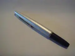 古い万年筆 PLATINUM 14K　シルバー ブラック キャップ式のサムネイル