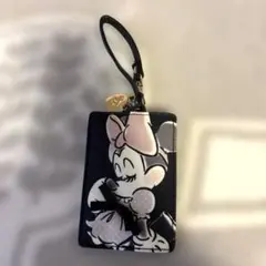【最終値下げ】ディズニー　ミニー　パスケース　カードホルダー
