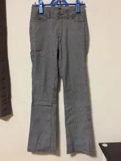 レディース　フレアパンツ