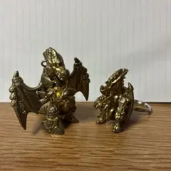 金のドラゴン キーホルダー 2個セット