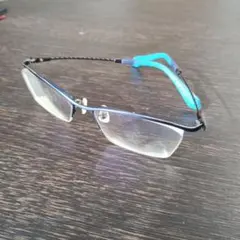 ブラックメタルフレーム メガネ　レンズ付