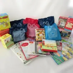 ハッピーセット 他　まとめ　絵本　パンどろぼう　トミカ　カードゲーム　クレしん