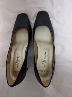 【かねまつ】 AQUA BELL パンプス 黒 23.5cmのサムネイル