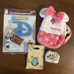 ディズニー　ミニーマウス　リュック型ミニポーチ　一番くじキーホルダー　ピンバッジ