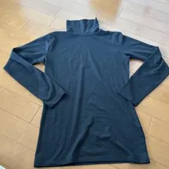 ブラック タートルネック Tシャツ Lサイズ