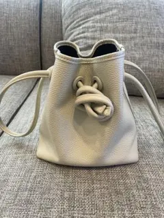 VASIC BOND mini アイボリー レザー 巾着型 ショルダーバッグ