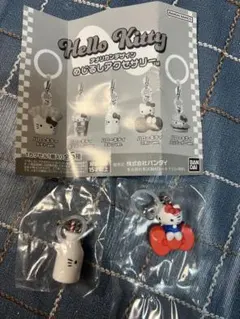 ハローキティ　アメリカンデザイン　めじるしアクセサリー