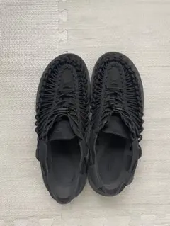 KEEN ユニーク　UNEEK 27.0