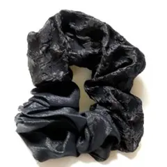 黒いサテン風フリルヘアシュシュ ヘアアクセサリー No.f890