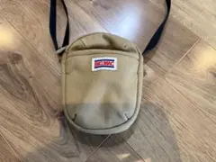 Item thumbnail for item 7feca8f8-255f-4998-be83-3df6ef26a200