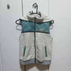 TITICACA ベスト　レディース　サイズ表記XS(実際のサイズ感S-M)
