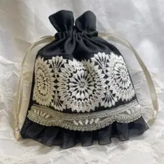インド刺繍リボン巾着　縦18㌢×横16㌢