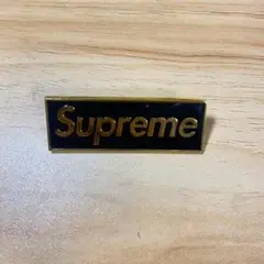 Supreme Box Logo Pin 黒