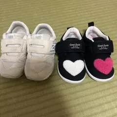 New Balance ベビーシューズ ホワイト14cm、グレー14.5cm