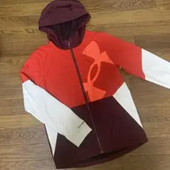 Under Armour フード付きウィンドブレーカー サイズ160