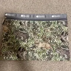 LeSportsac 動物柄ポーチ