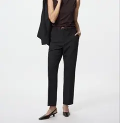 ユニクロ　感動スリムパンツ　スラックス　UNIQLO