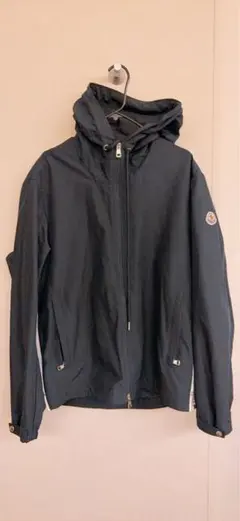 Moncler ネイビー フード付きジャケット