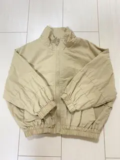 ベージュ ジップアップ アウター