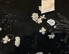 海外輸入 トルコ製 黒地に白花柄生地 1.5m