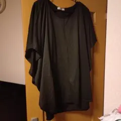 緊急値下げ！新品未使用　大きいSize　6L 黒のルーズフィットチュニックのサムネイル