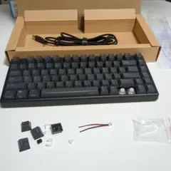 【メルカリ祭値下げ】ジャンク　NIZ plum micro82 キーボード 黒色のサムネイル