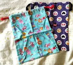 新品未使用　ハンドメイド品　ガールズ柄巾着袋　給食袋　 お着替え袋　2枚セット