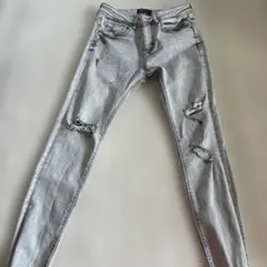 Bershka ダメージ加工 スキニーパンツ グレー