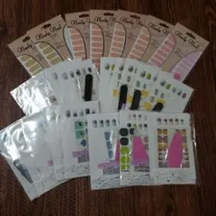 ネイルシール　フェリシモなど　25セットまとめ売り