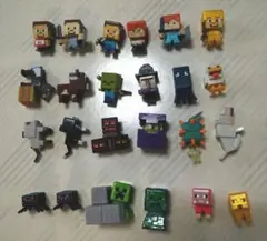 正規品 Minecraftミニフィギュア32体&収納ケース - メルカリ