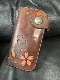 アルズニ　　長財布　桜型抜き　ライダースウォレット