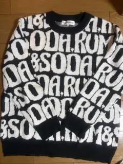 RUMSODA ロゴクルーネックセーター XL