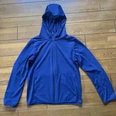 UNIQLO エアリズムUVカットネイビー フルジップ フード付きパーカー140