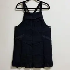 黒　フリル付きエプロン クロスストラップ　冠婚葬祭
